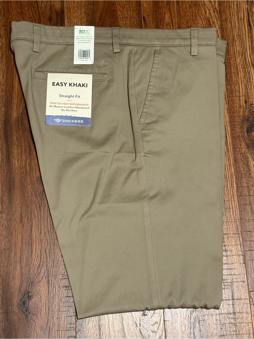 Dockers Easy Khaki Straight Fit Pants in Khaki